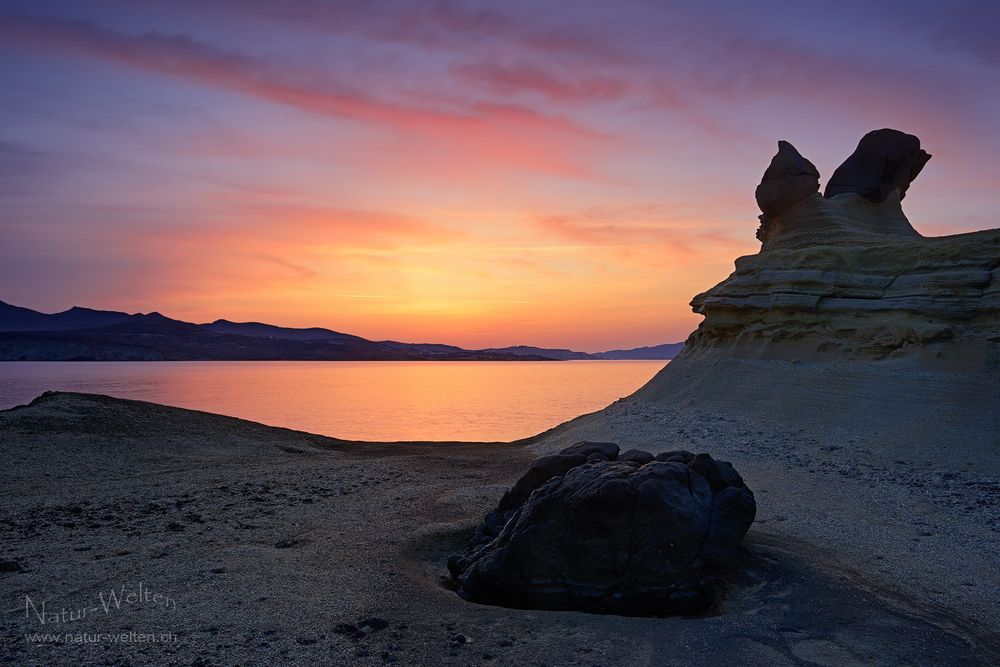 Feine Morgenfarben am Meer