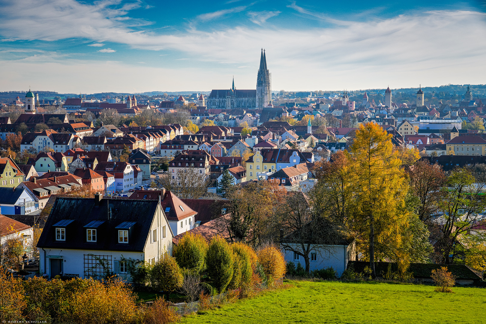 Feines Licht vom Spätherbst über Regensburg