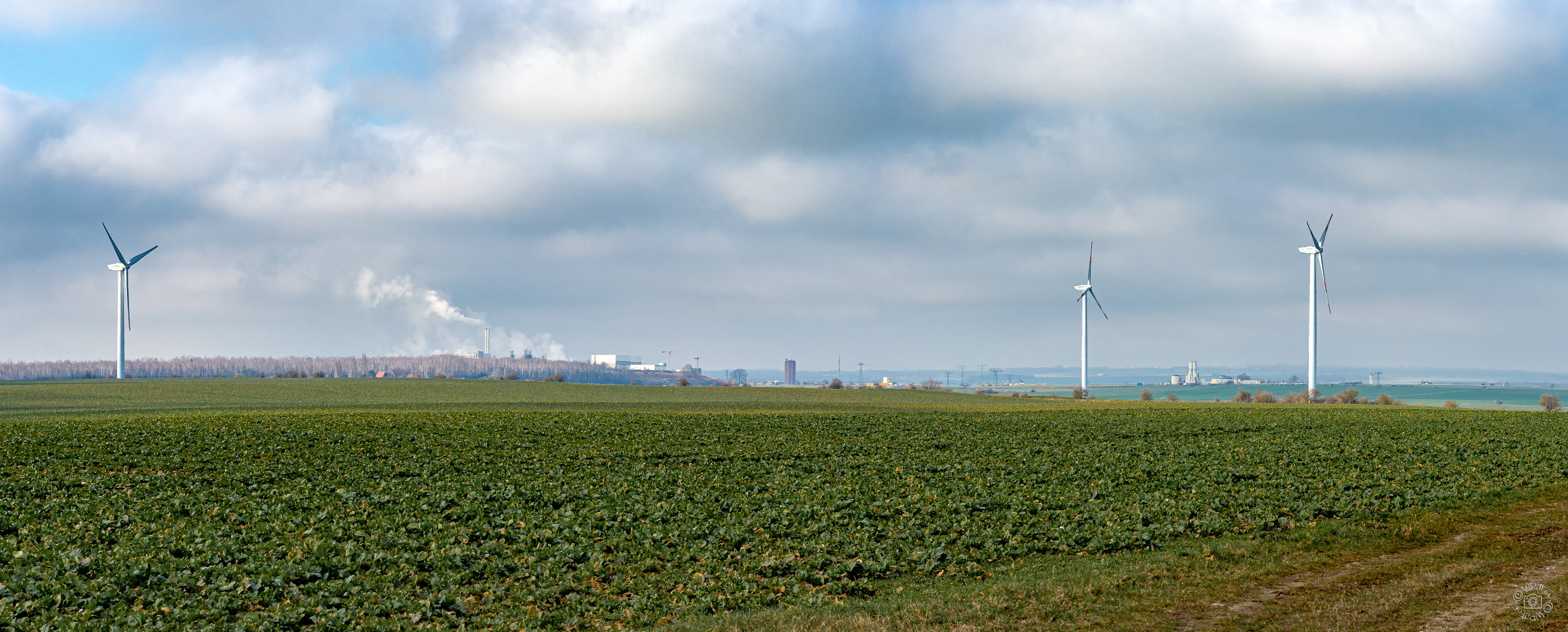 Feld, Flur und Industrie