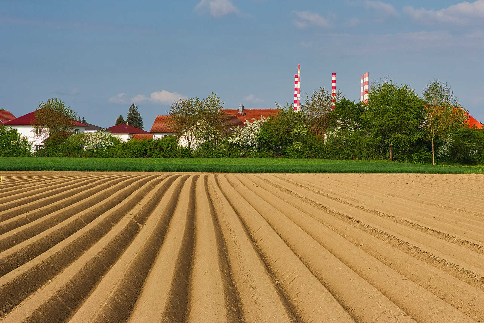 Feld Häuser Kamine