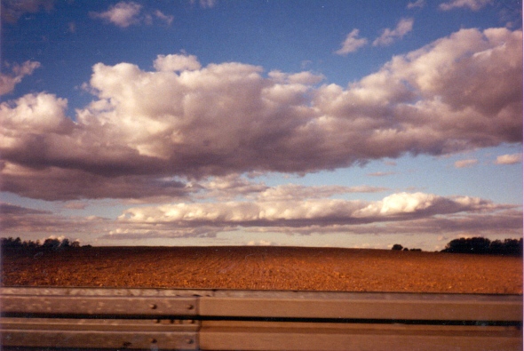 Feld - Horizont - Wolken