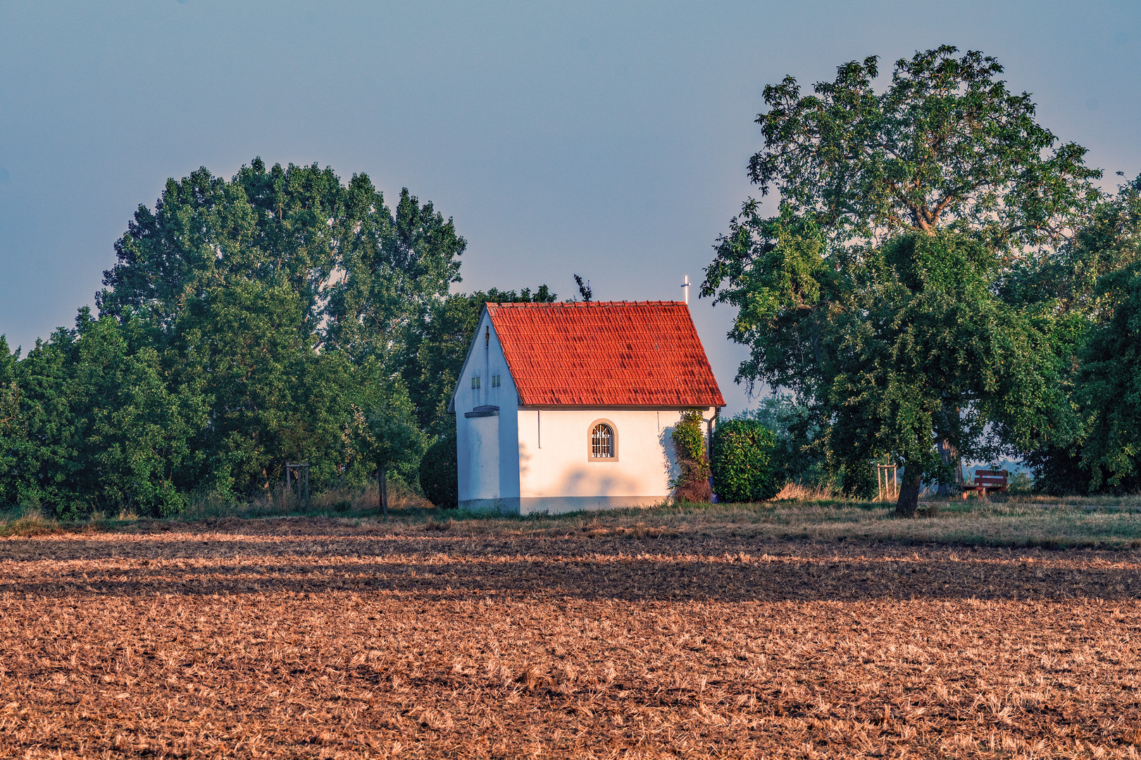 Feld Kapelle nahe Stettfeld im Landkreis Karlsruhe