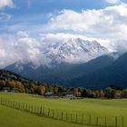 Feld mit Gipfelblick