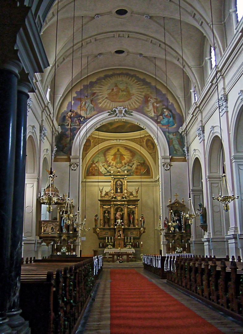 Feldbach die Leonhardskirche ...Innen.....