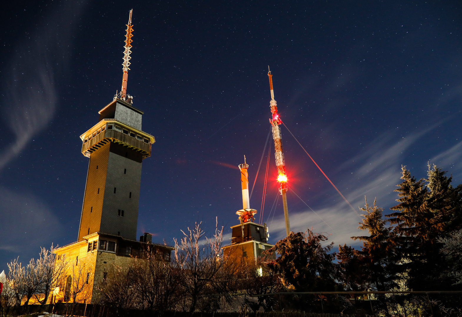 Feldberg Taunus bei Nacht