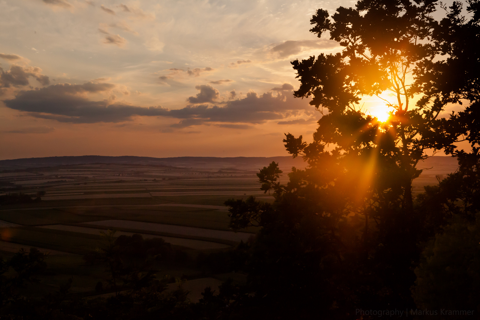 Felder im Abendrot