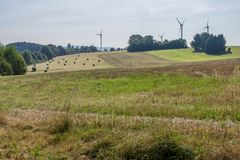 Felder und Wiesen zur Erntezeit