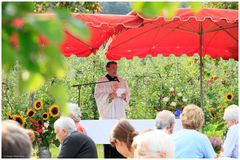 Feldgottesdienst in der Obstanlage…