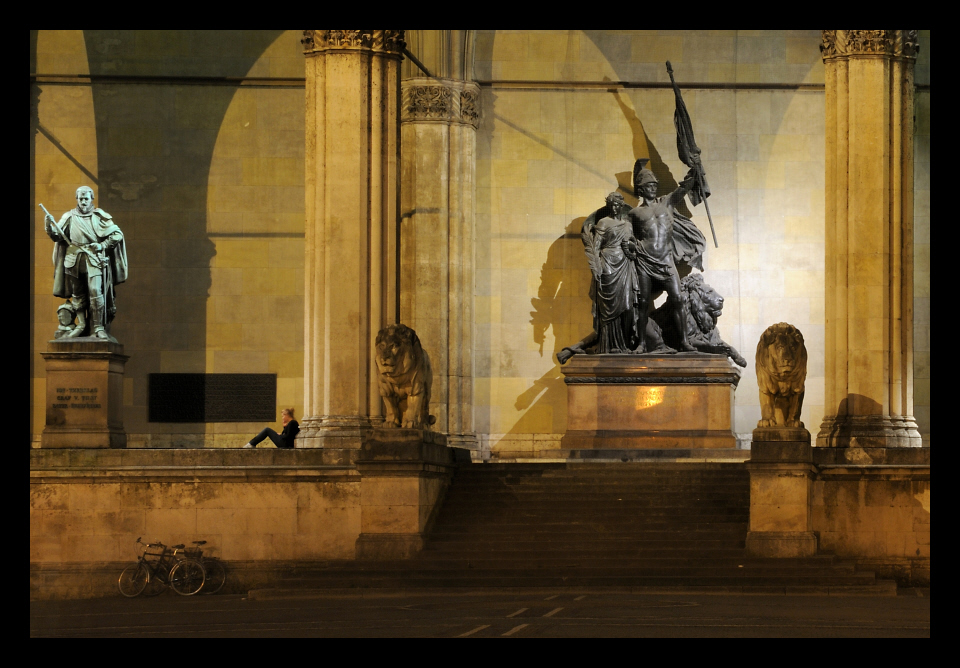 Feldherrnhalle II - München bei Nacht