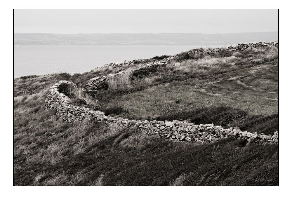 Feldmauer an der Nordküste von Finistère