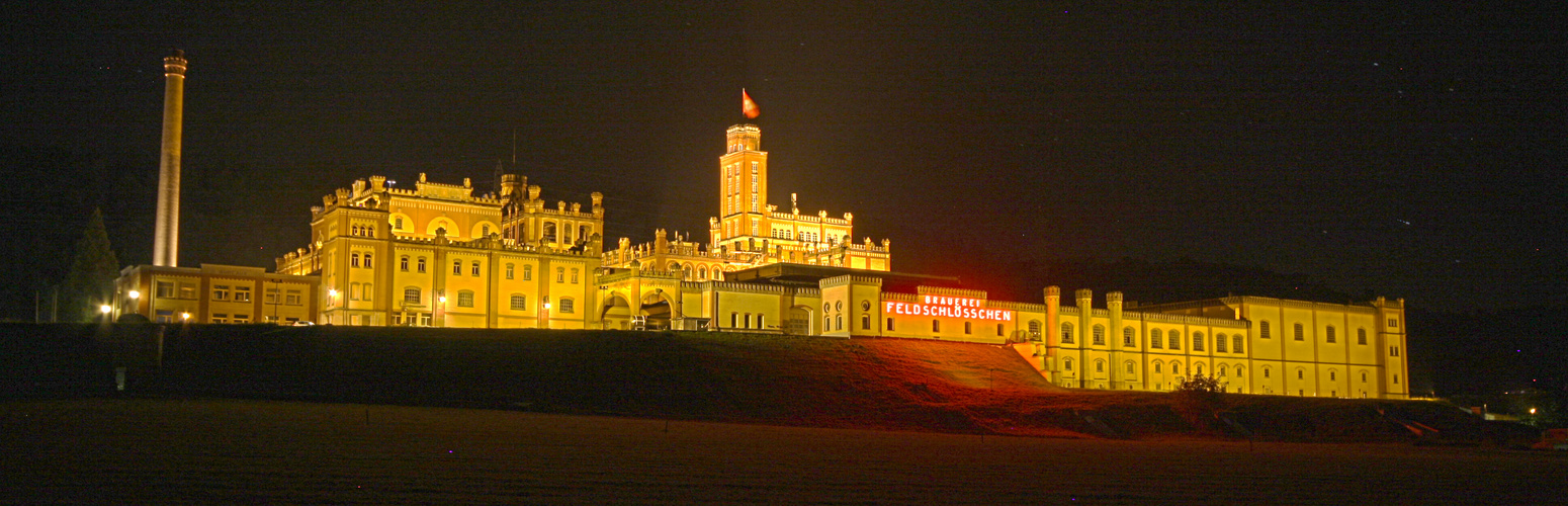 Feldschlösschen bei Nacht