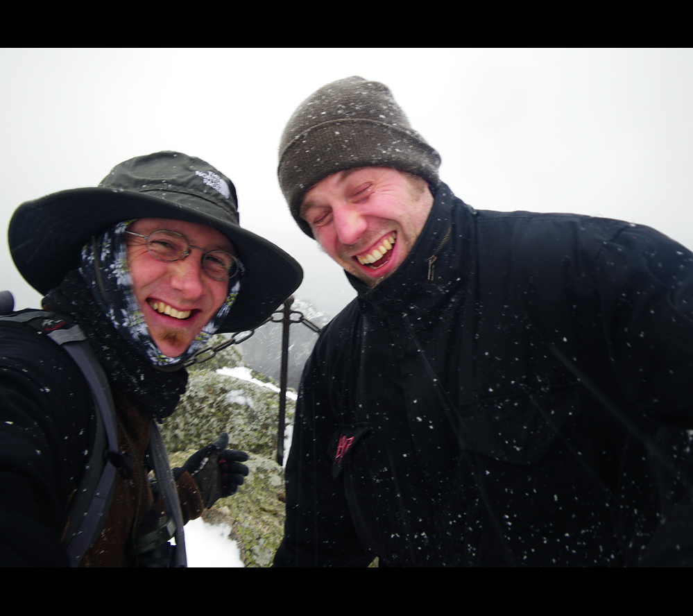 Feldstein, 759m über n. N., Windstärke 7, Schneetreiben, die Beißerschen sitzen...