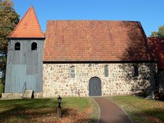 Feldsteinkirche 01