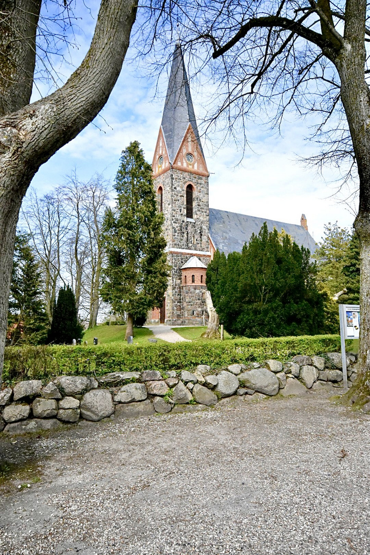 Feldsteinkirche in Hansühn