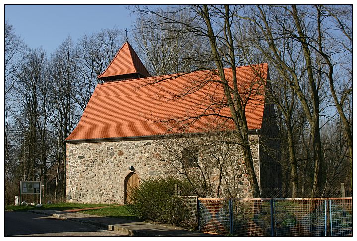 Feldsteinkirche Möglin