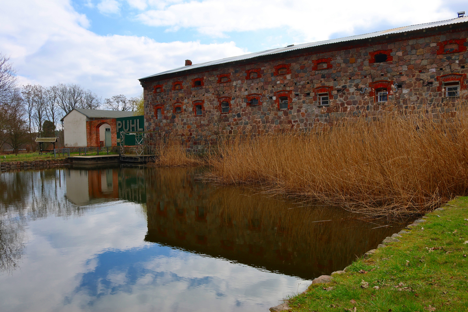 Feldsteinscheune in Klein Glien