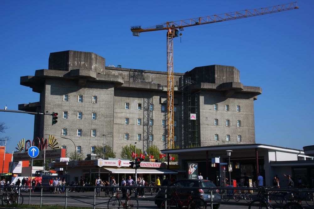 Feldstraße Bunker (Flakturm IV)