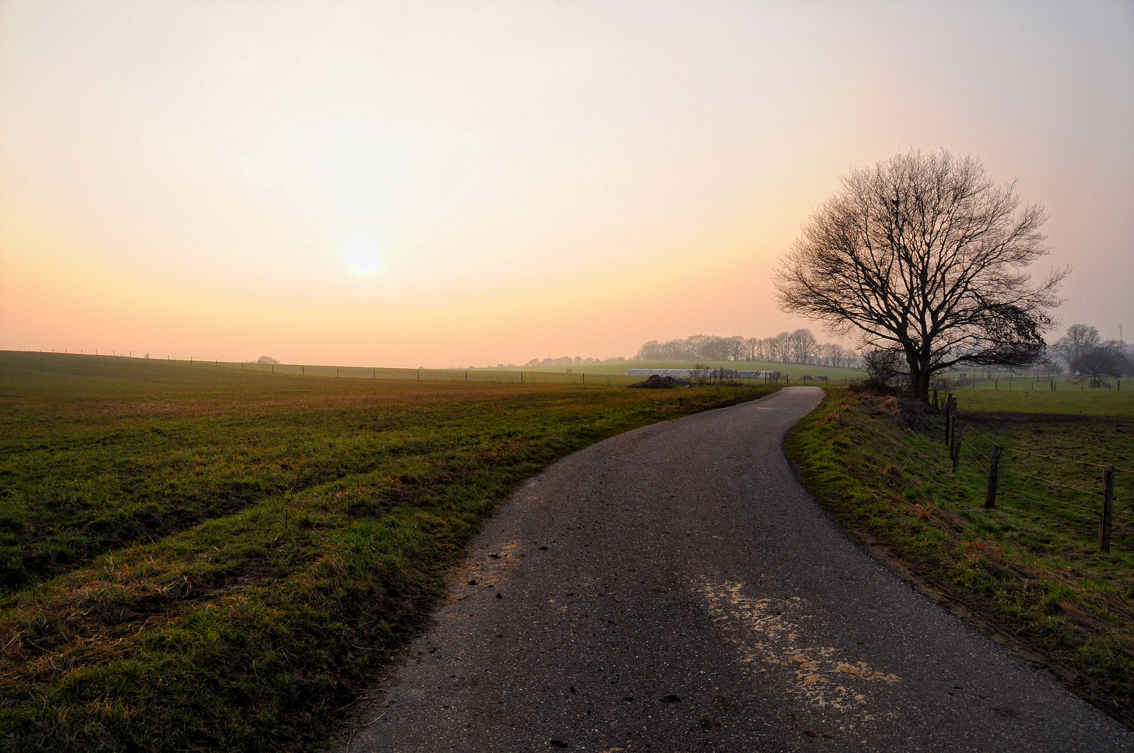 Feldweg Foto And Bild Landschaft Äcker Felder And Wiesen Natur Bilder