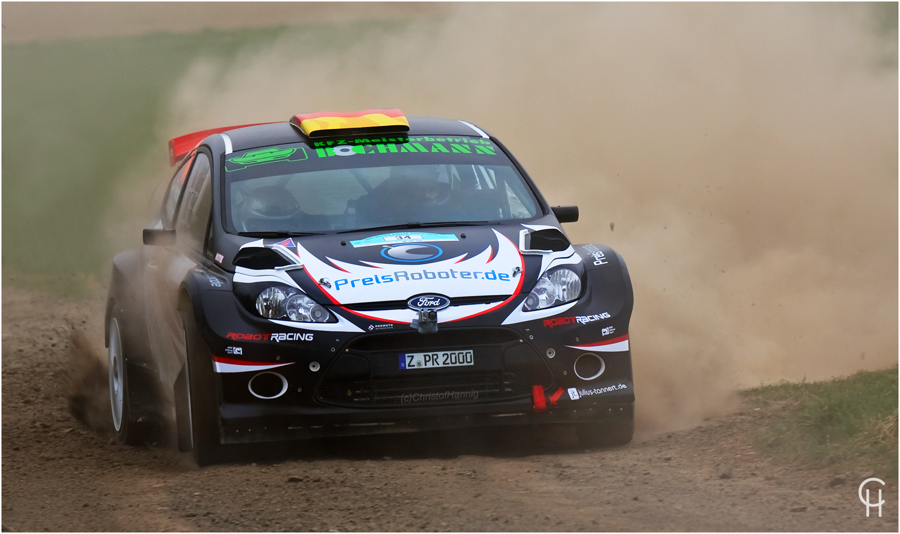 Felix Herbold im Preisroboter Ford Fiesta RS S2000 bei der ADAC Hessen Rallye Vogelsberg 2011