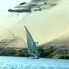 felouque Egyptienne aubord du Nil