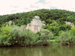 Felsen am Ufer