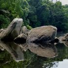 Felsen im Fluss