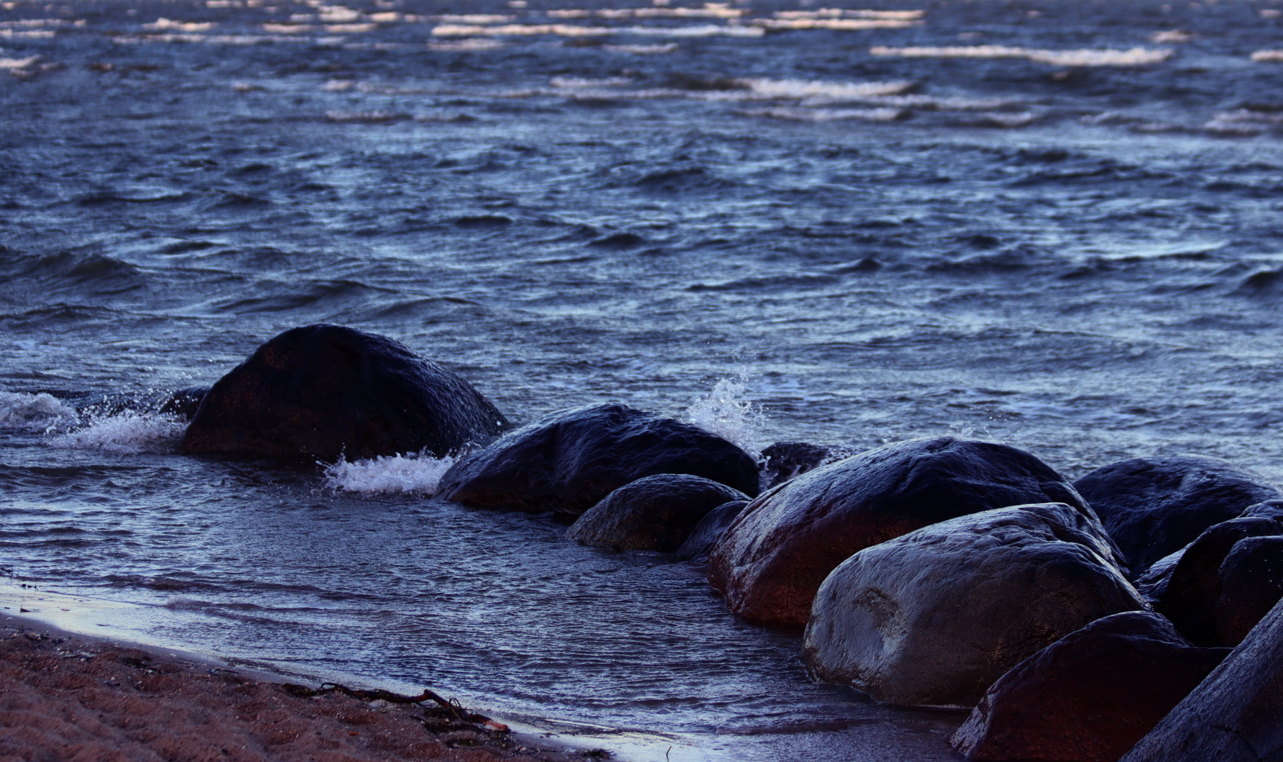 Felsen in der Brandung Foto & Bild | landschaft, meer & strand, ostsee ...