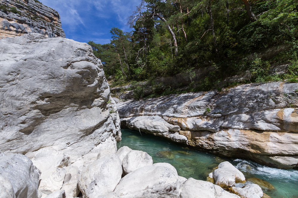 Felsen in der Schlucht