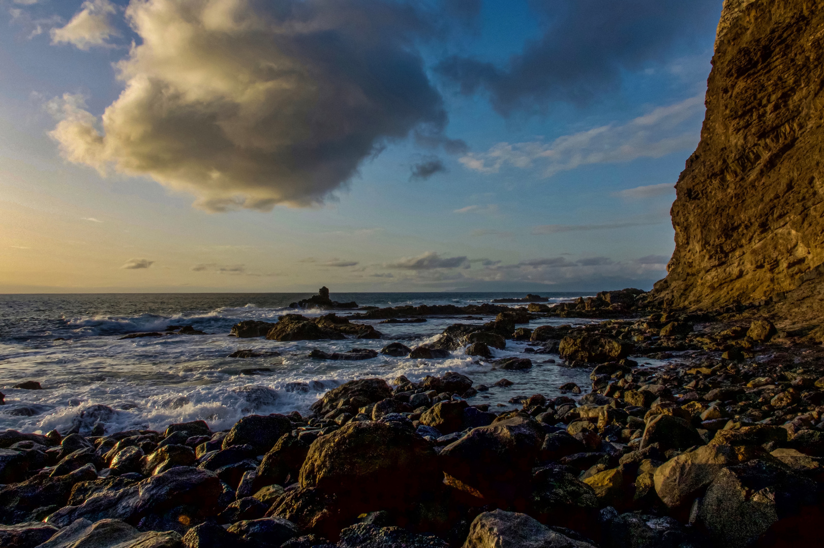 Felsen , Meer und Himmel