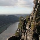 Felsen über der Elbe