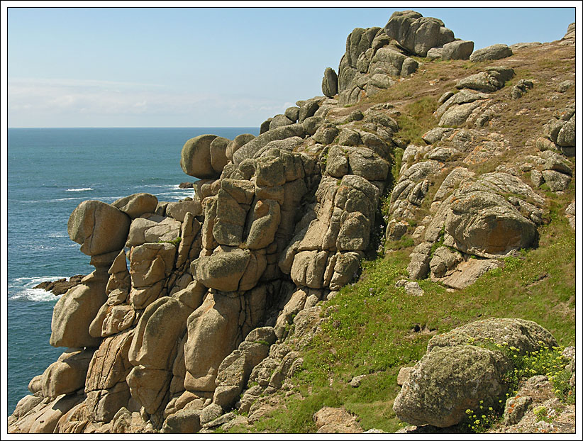 Felsen und Meer