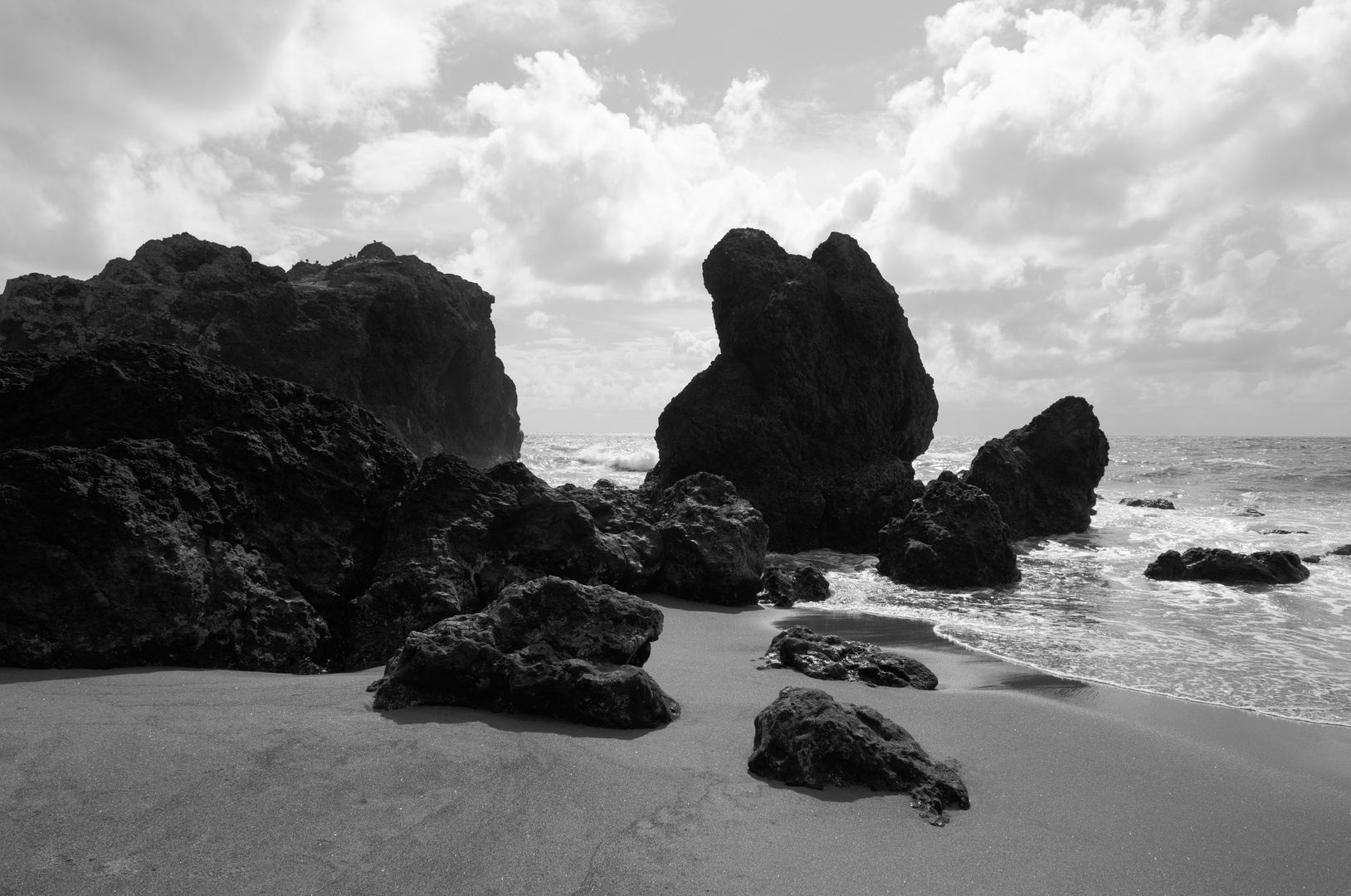 Felsen und Strand