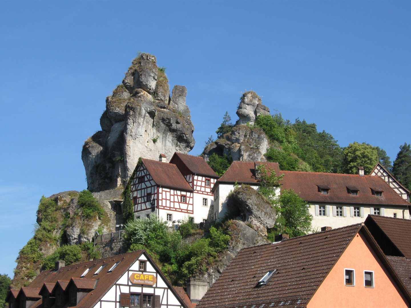 Felsendorf-Tüchersfeld