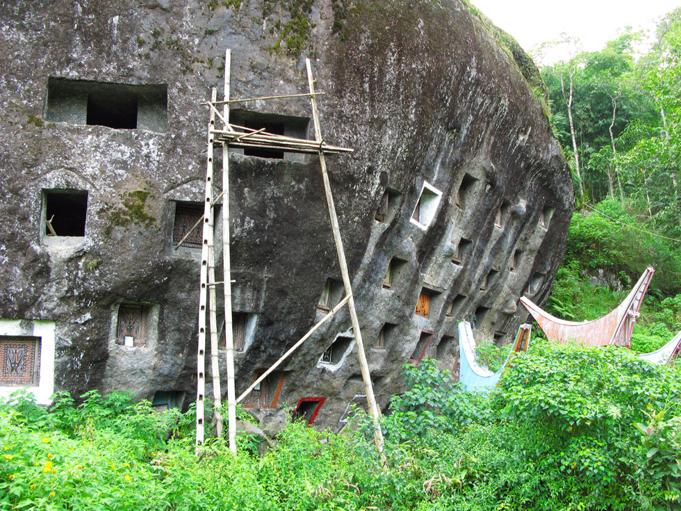 Felsengräber der Toraja