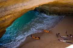 Felsenhöhle an der Algarve