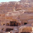 Felsenhöhlen in Petra
