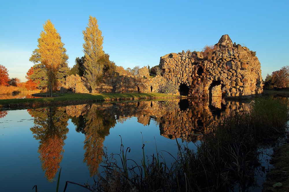 Felseninsel im Landschaftspark Wörlitz