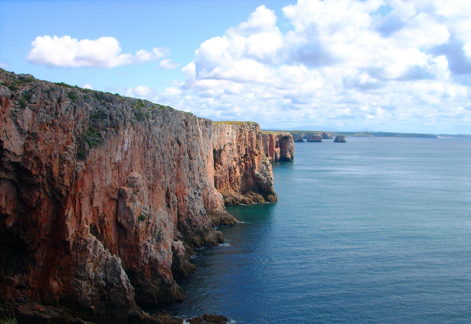 Felsenküste in Sagres