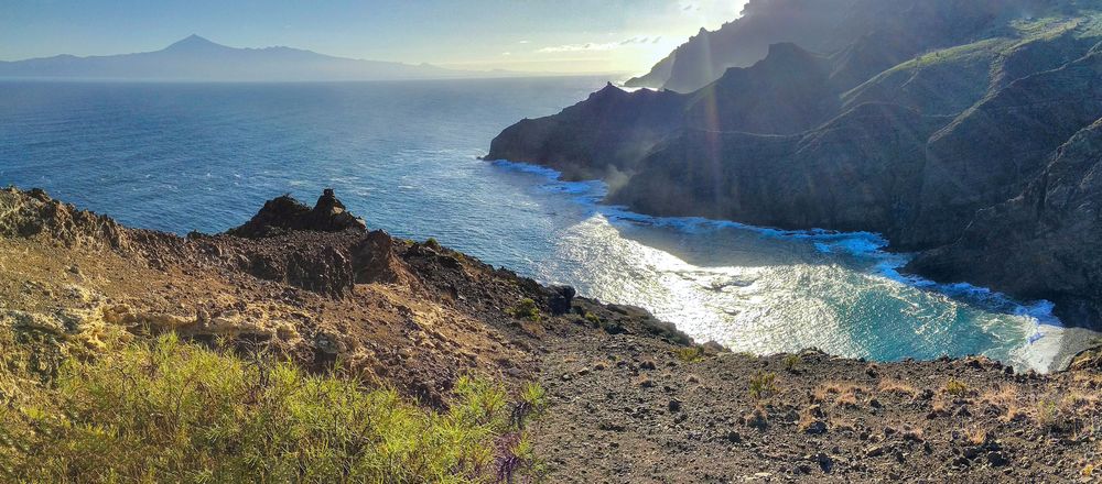 Felsenküste oberhalb Hermigua - La Gomera