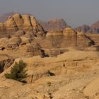 felsenlandschaft bei petra (jordanien)