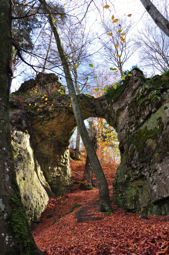 Felsentor im Altmühltal