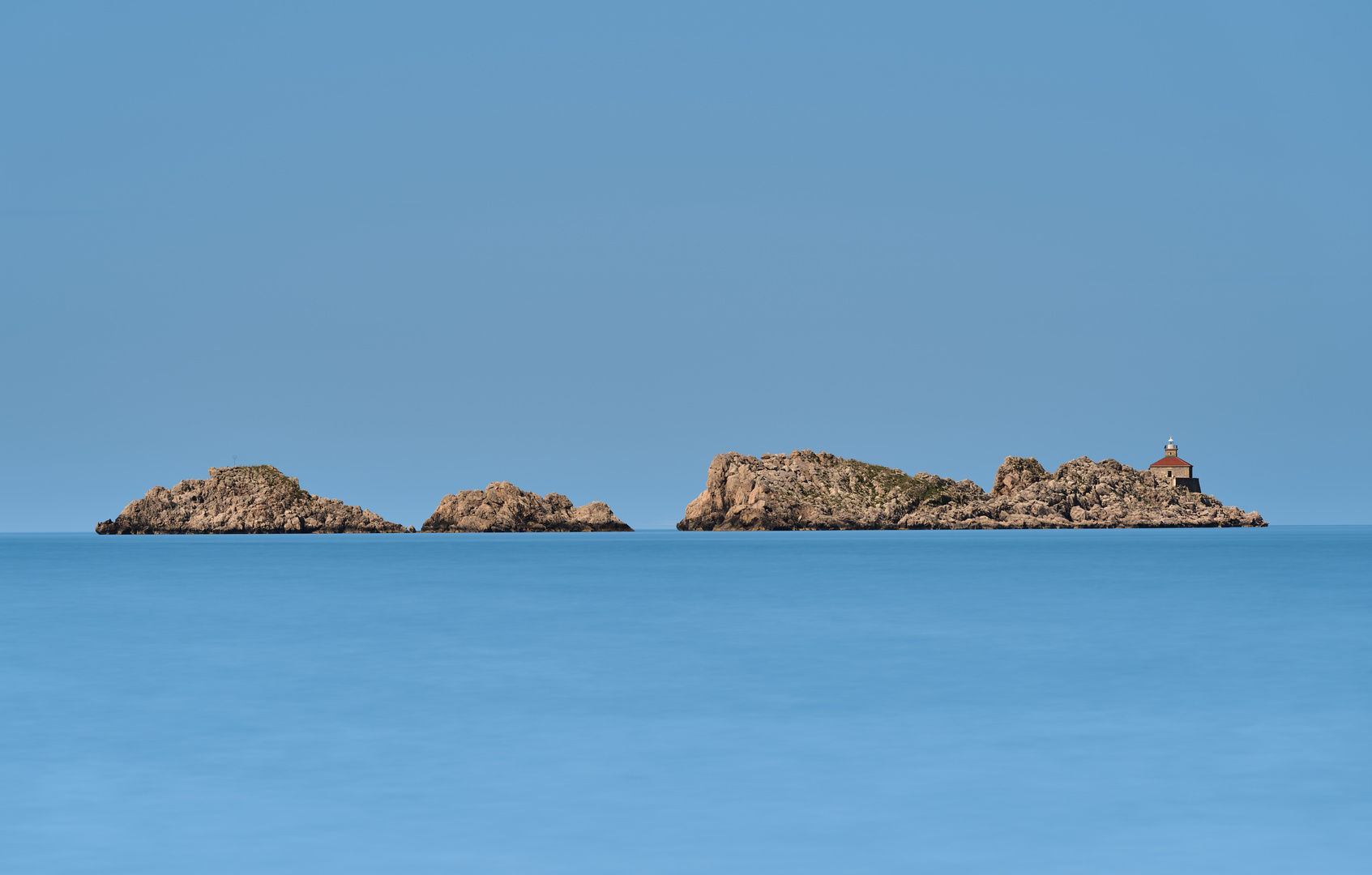 Felsinselchen bei Dubrovnik - mit Leuchtturm