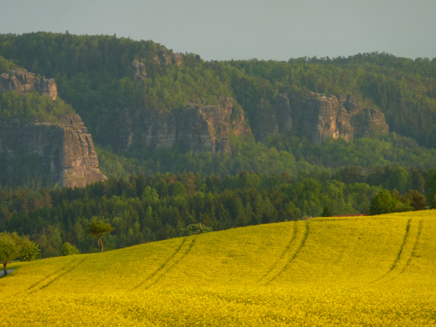 Felswände