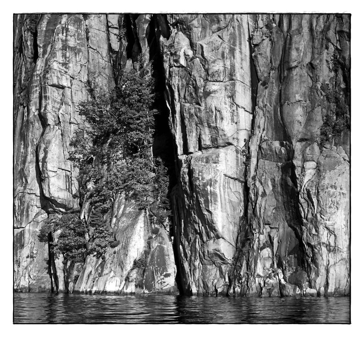 Felswand im Lysefjord