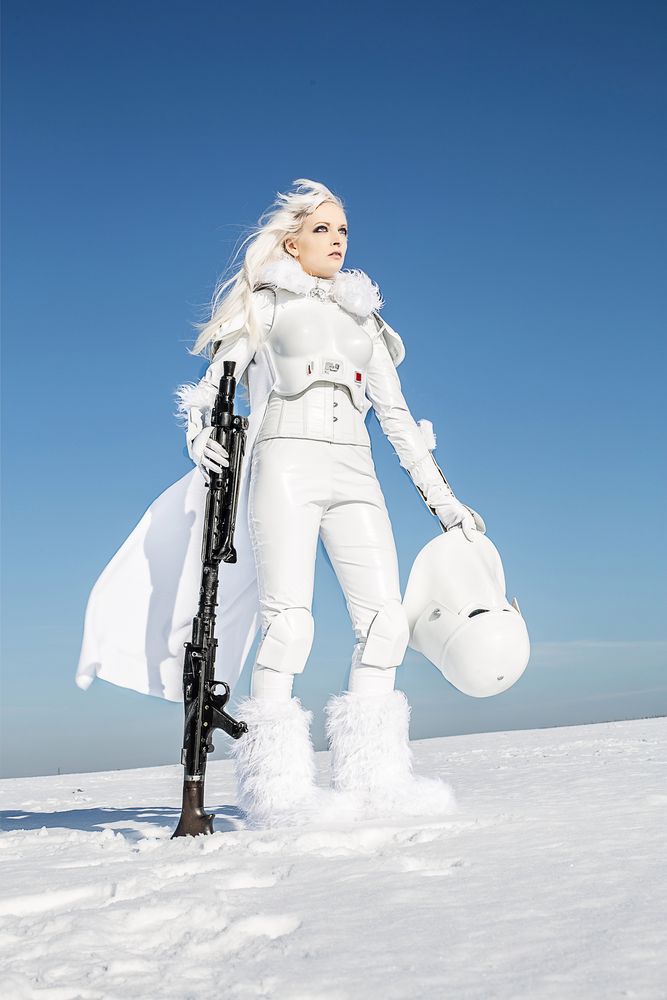 Fem-Snowtrooper II