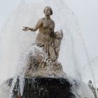 Femme à la fontaine