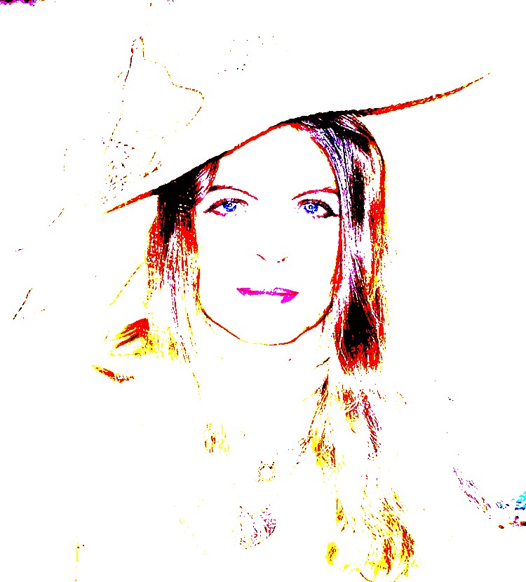 femme au chapeau de paille