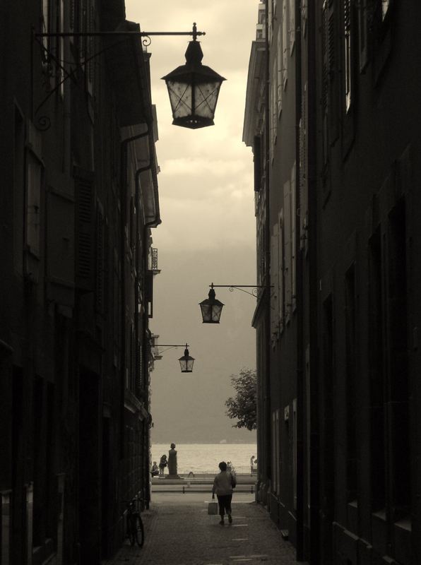 femme dans la rue