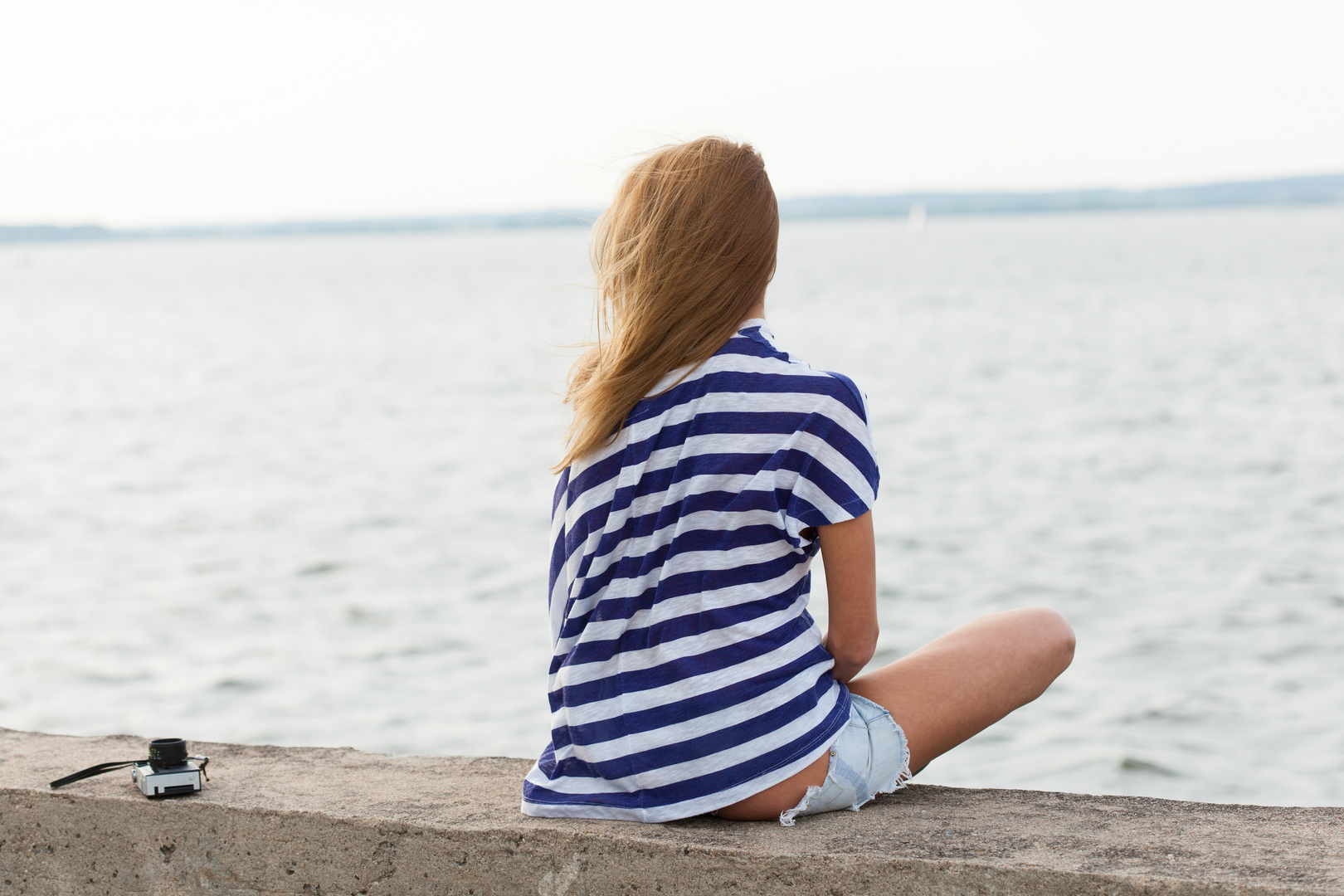 Femme photographe toujours tu chériras la mer !