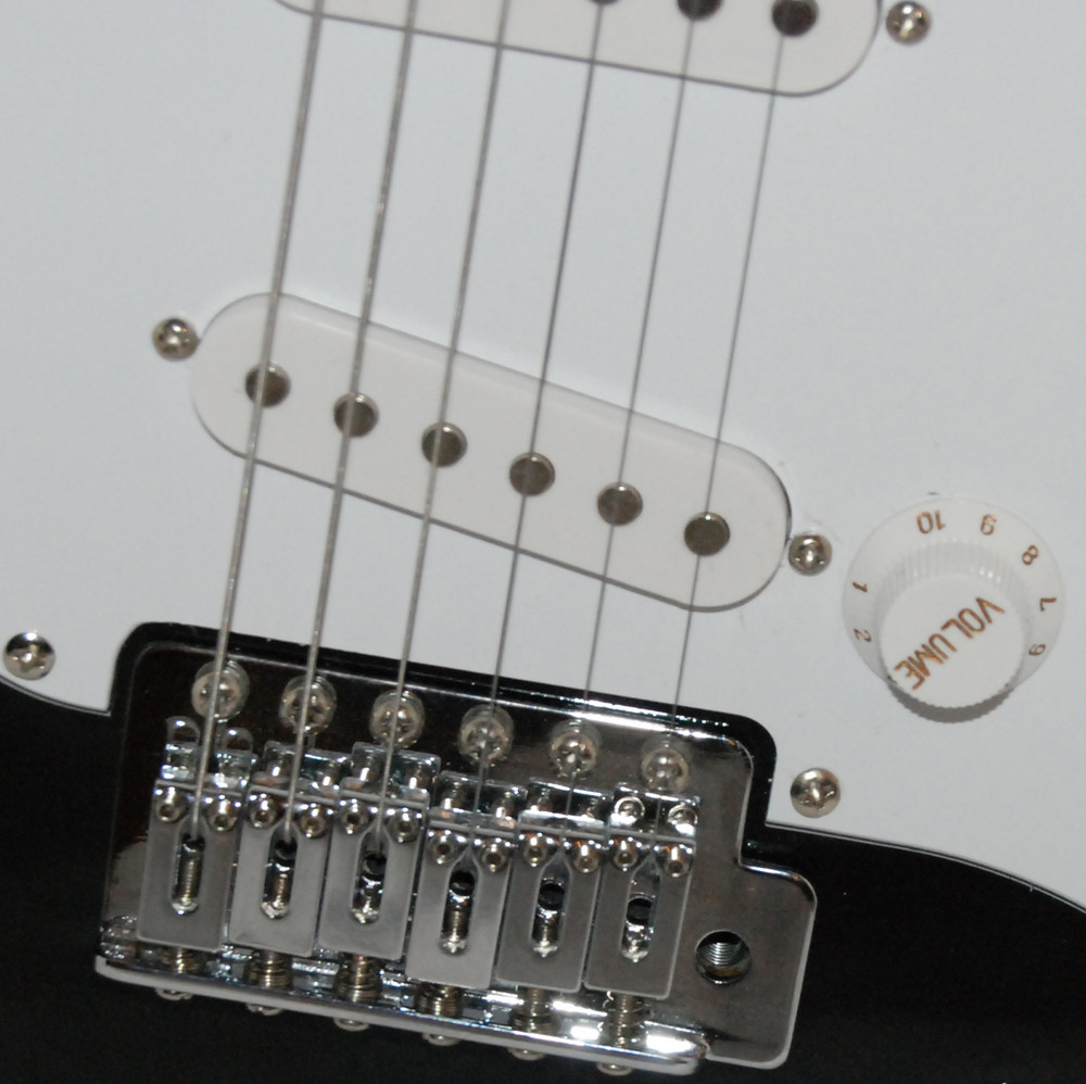 Fender Detail